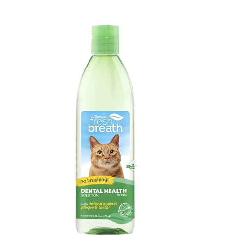 Tropiclean Fresh Breath 236 mL es un aditivo que se agrega directamente el agua y entrega una defensa contra la placa el sarro y el mal aliento en los gatos